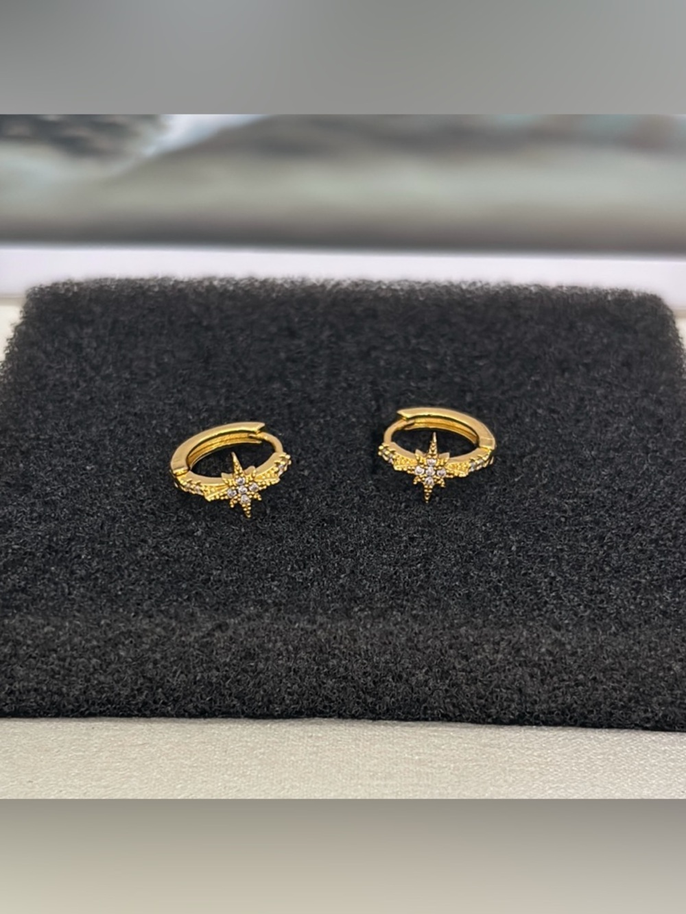 13mm Small Star Gold Hoop Earrings for Men Women Streetwear Punk Hip Hop Unisex